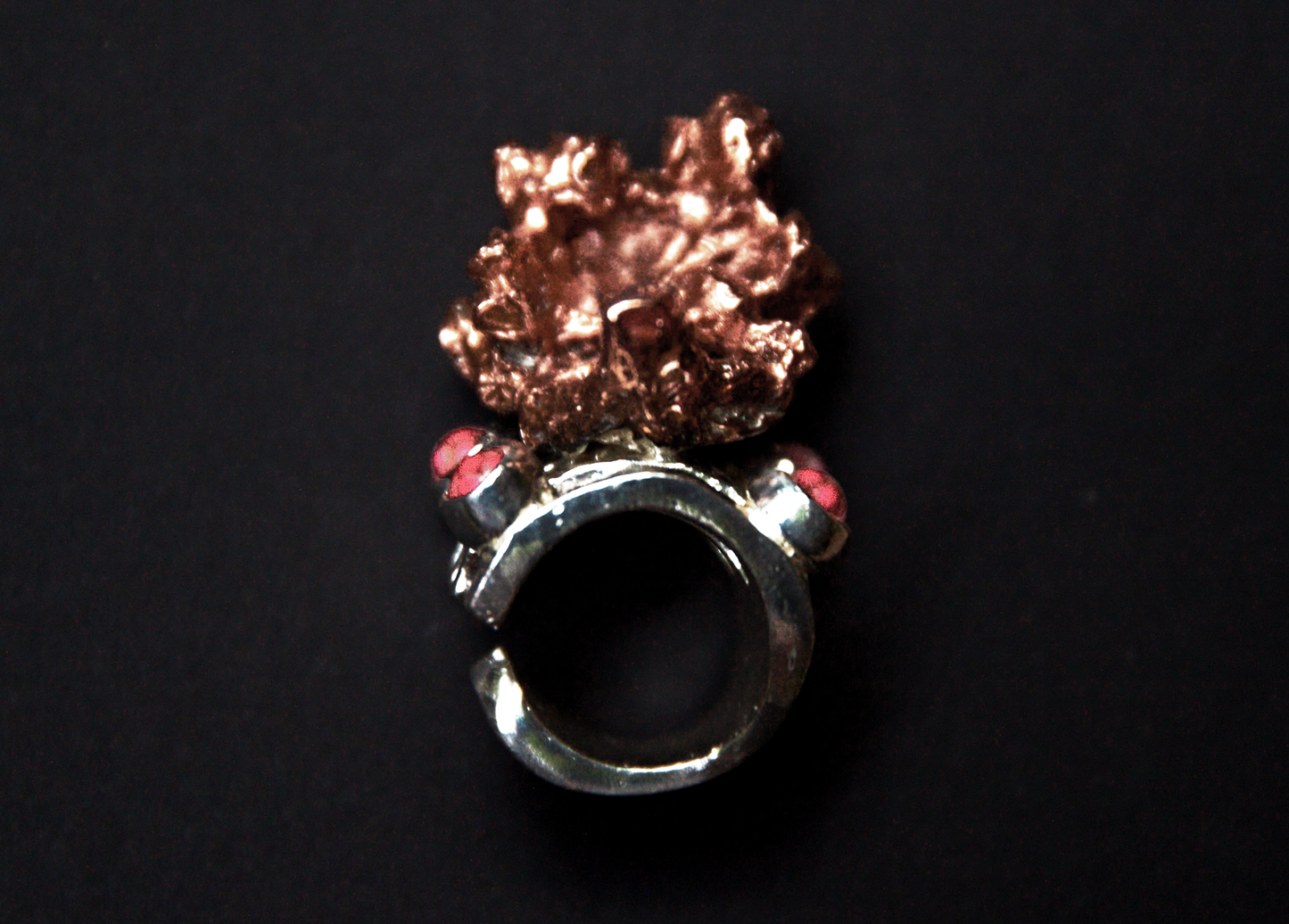 Lettuce in Bear Trap ring