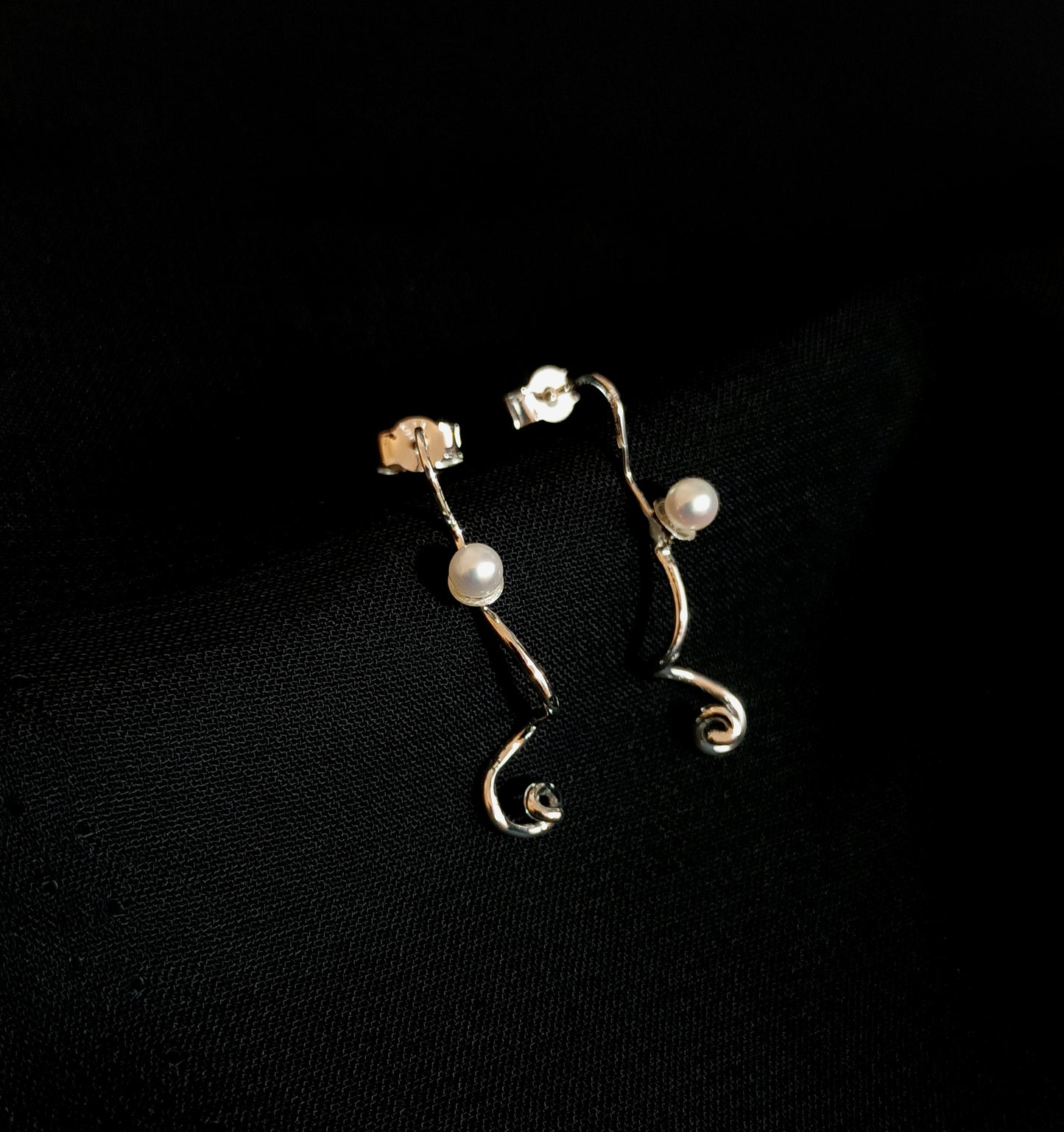 Rhea earrings